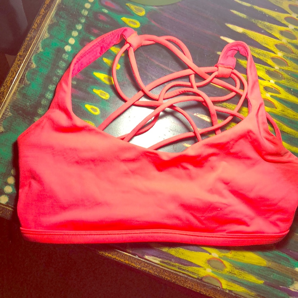 Free to be wild bra electric coral size 6